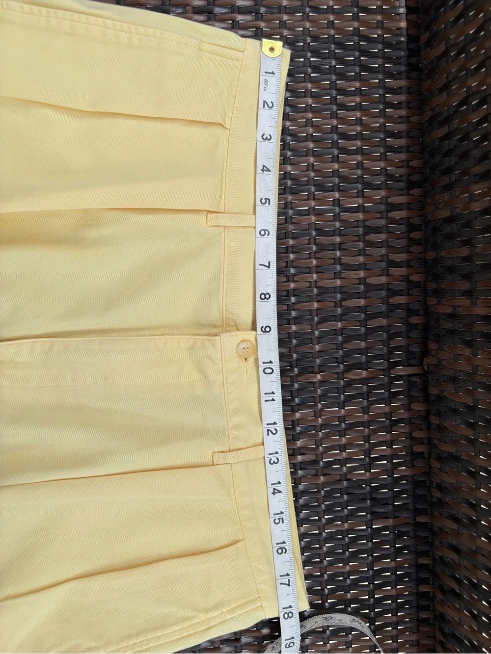 Vintage Polo by Ralph Lauren Men’s Light Yellow Double Pleated Shorts Size 36